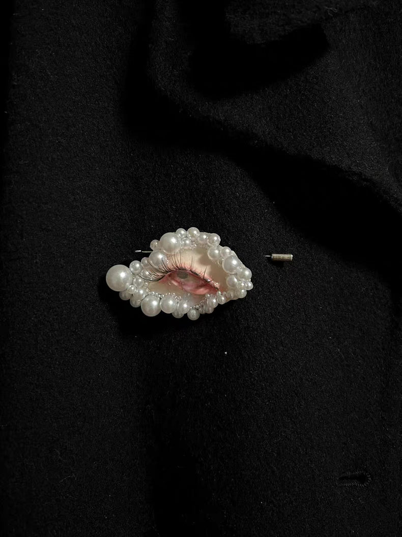 Illusion - Handmade Shell Eye Badge