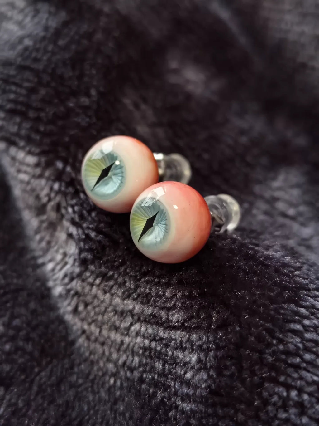 Staring Into the Abyss — Slit-Pupil Eyeball Earring - Awhisker