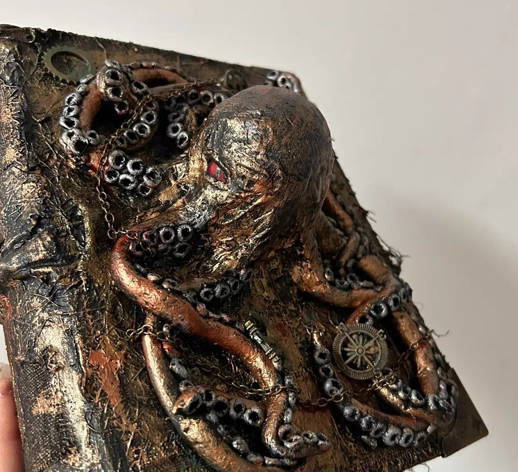 The Necronomicon Grimoire — Cthulhu Burned-Page Eldritch Relic - Awhisker